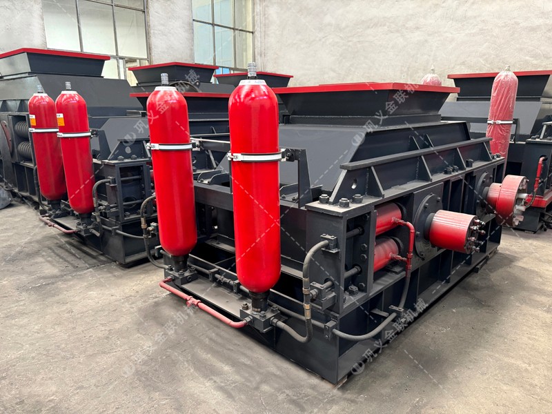 鵝卵石制砂機價格|鵝卵石制沙機設備|鵝卵石破碎機生產(chǎn)線廠家